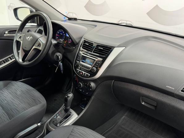 Hyundai Solaris I Рестайлинг с пробегом 2015 года, цена 1 047 000 рублей, 143471 км, седан, Автокод Объявления
