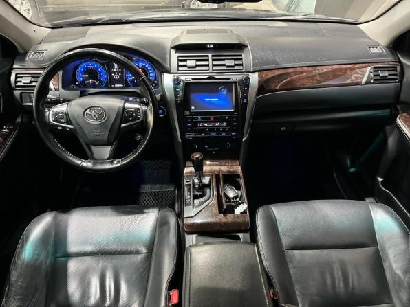 Toyota Camry VII (XV50) Рестайлинг с пробегом 2015 года, цена 1 680 000 рублей, 269842 км, седан, Автокод Объявления