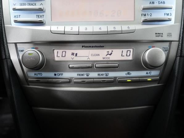 Toyota Camry VI (XV40) Рестайлинг с пробегом 2009 года, цена 1 028 000 рублей, 302567 км, седан, Автокод Объявления
