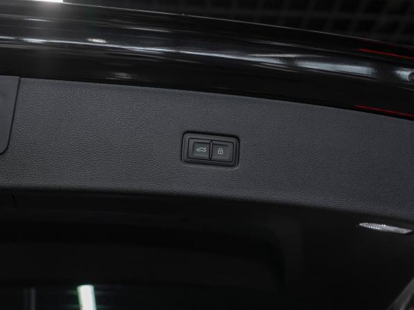 Audi Q8 I (4M) с пробегом 2019 года, цена 7 800 000 рублей, 100953 км, внедорожник, Автокод Объявления