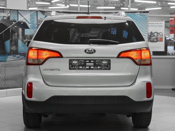Kia Sorento II Рестайлинг с пробегом 2013 года, цена 1 449 000 рублей, 176300 км, внедорожник, Автокод Объявления