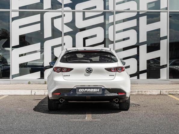 Mazda 3 IV (BP) с пробегом 2019 года, цена 2 150 000 рублей, 114935 км, хэтчбек, Автокод Объявления