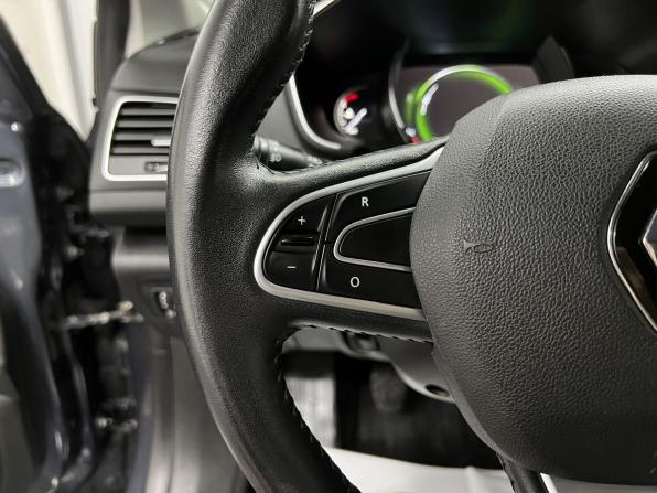 Renault Megane IV с пробегом 2018 года, цена 1 220 000 рублей, 177060 км, универсал, Автокод Объявления