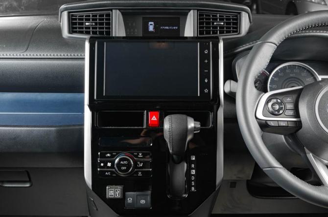 Toyota Roomy I Рестайлинг с пробегом 2021 года, цена 1 229 000 рублей, 93350 км, микровэн, Автокод Объявления