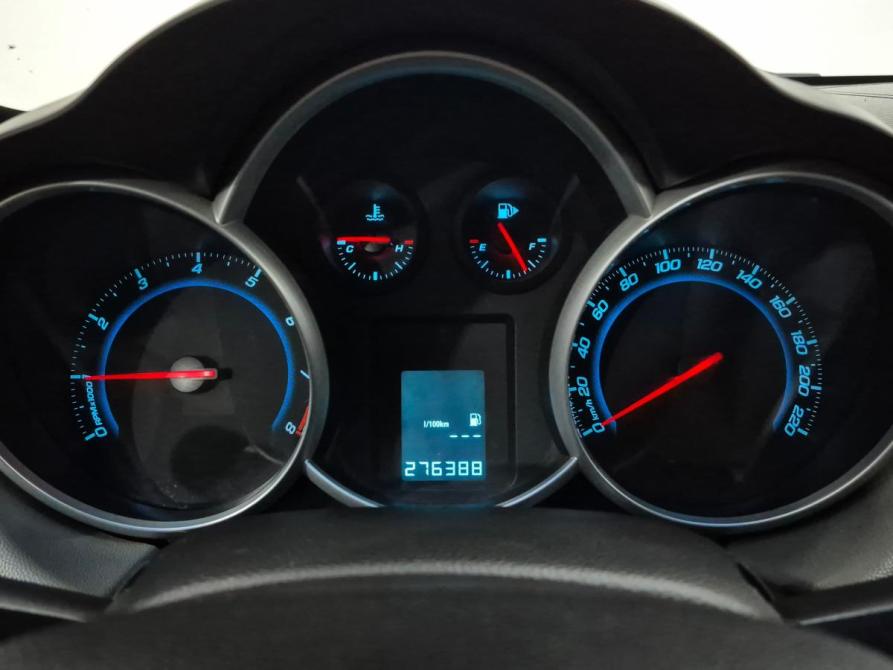Chevrolet Cruze I Альметьевск  - изображение 19