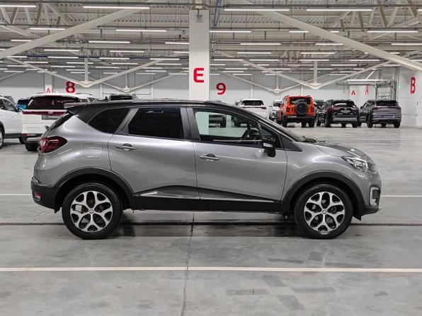 Renault Kaptur I Рестайлинг с пробегом 2020 года, цена 1 494 000 рублей, 138285 км, внедорожник, Автокод Объявления