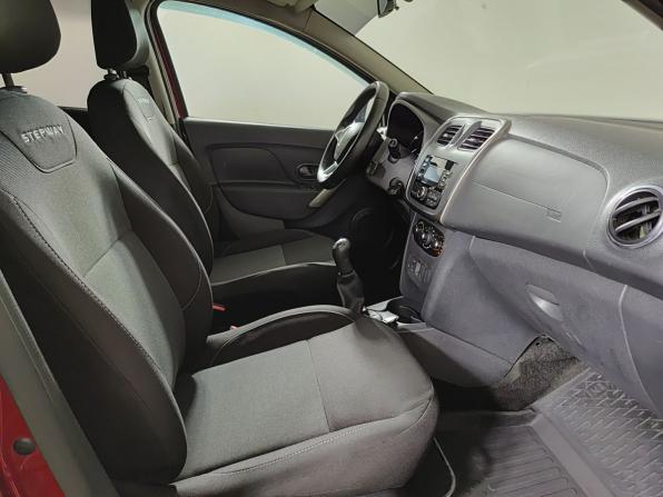 Renault Sandero II Рестайлинг с пробегом 2018 года, цена 1 250 000 рублей, 59000 км, хэтчбек, Автокод Объявления