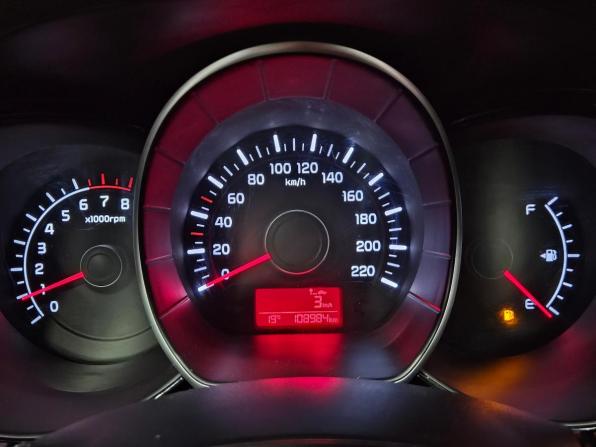 Kia Rio III Рестайлинг с пробегом 2017 года, цена 1 099 000 рублей, 108967 км, седан, Автокод Объявления