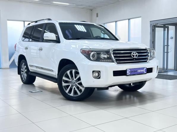 Toyota Land Cruiser 200 Series Рестайлинг 1 с пробегом 2012 года, цена 3 350 000 рублей, 299710 км, внедорожник, Автокод Объявления