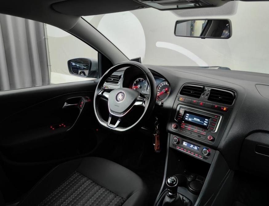 Volkswagen Polo V Рестайлинг Москва  - изображение 7