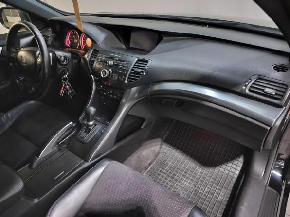 Honda Accord VIII Рестайлинг с пробегом 2012 года, цена 1 150 000 рублей, 218950 км, седан, Автокод Объявления