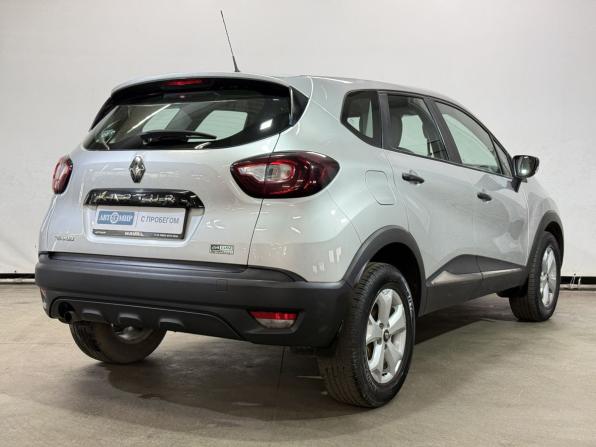 Renault Kaptur I с пробегом 2018 года, цена 1 250 000 рублей, 107000 км, внедорожник, Автокод Объявления