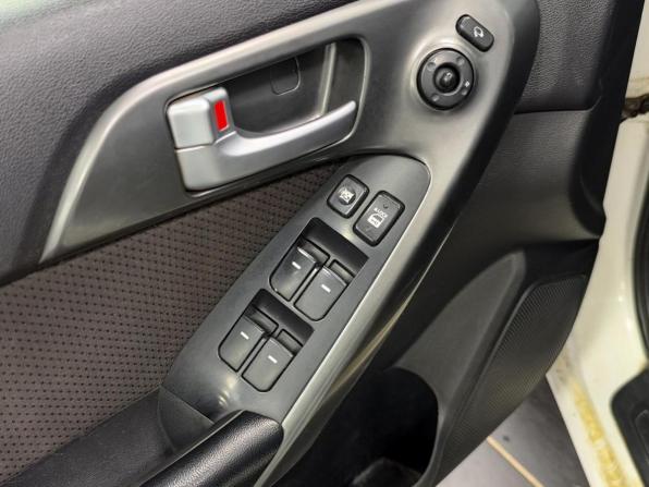 Kia Cerato II с пробегом 2011 года, цена 655 000 рублей, 219129 км, седан, Автокод Объявления