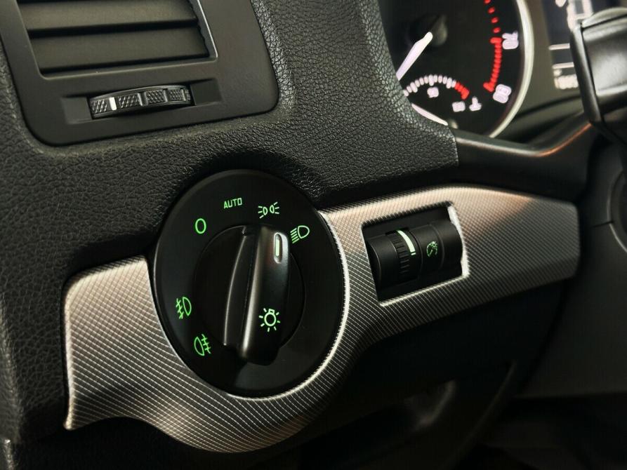 Skoda Octavia II (A5) Рестайлинг Москва  - изображение 10