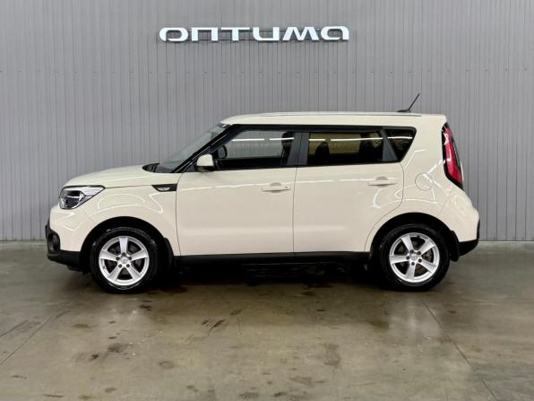 Kia Soul II Рестайлинг с пробегом 2017 года, цена 1 557 000 рублей, 74359 км, хэтчбек, Автокод Объявления