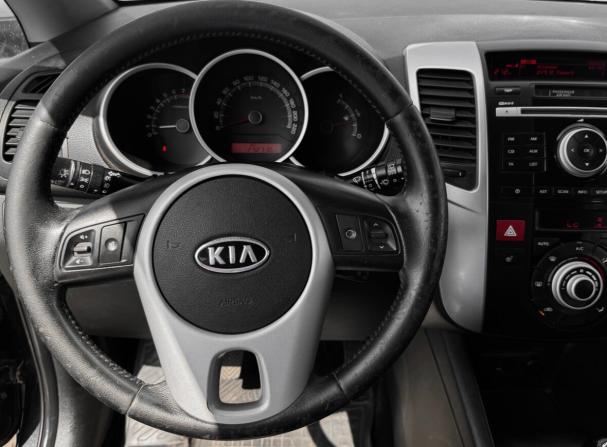 Kia Venga I с пробегом 2011 года, цена 680 000 рублей, 232710 км, компактвэн, Автокод Объявления