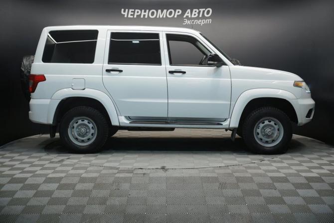 УАЗ Патриот I Рестайлинг 3 с пробегом 2017 года, цена 998 000 рублей, 99000 км, внедорожник, Автокод Объявления