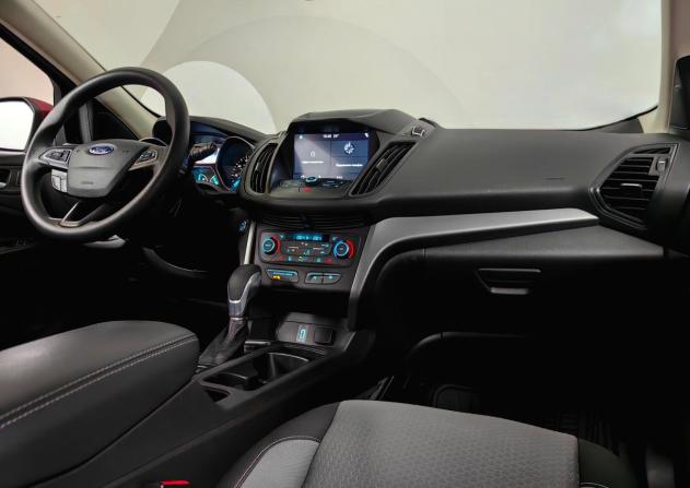 Ford Escape IV с пробегом 2019 года, цена 1 299 000 рублей, 141884 км, внедорожник, Автокод Объявления
