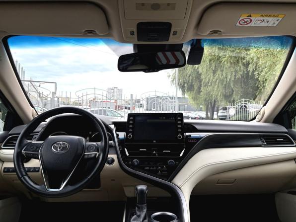 Toyota Camry VIII (XV70) Рестайлинг с пробегом 2021 года, цена 2 950 000 рублей, 116939 км, седан, Автокод Объявления