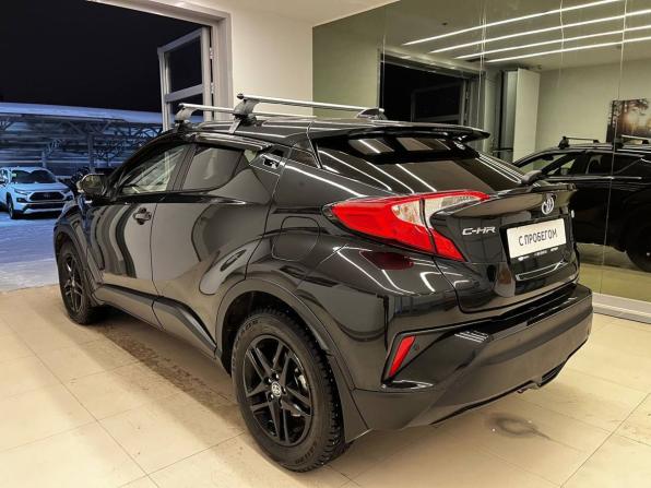 Toyota C-HR I Рестайлинг с пробегом 2019 года, цена 1 630 000 рублей, 60000 км, внедорожник, Автокод Объявления