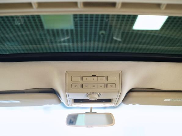 Volkswagen Touareg I Рестайлинг с пробегом 2009 года, цена 968 000 рублей, 267881 км, внедорожник, Автокод Объявления