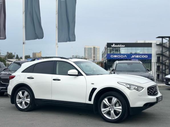 Infiniti FX II (S51) Рестайлинг с пробегом 2011 года, цена 1 980 000 рублей, 135248 км, внедорожник, Автокод Объявления