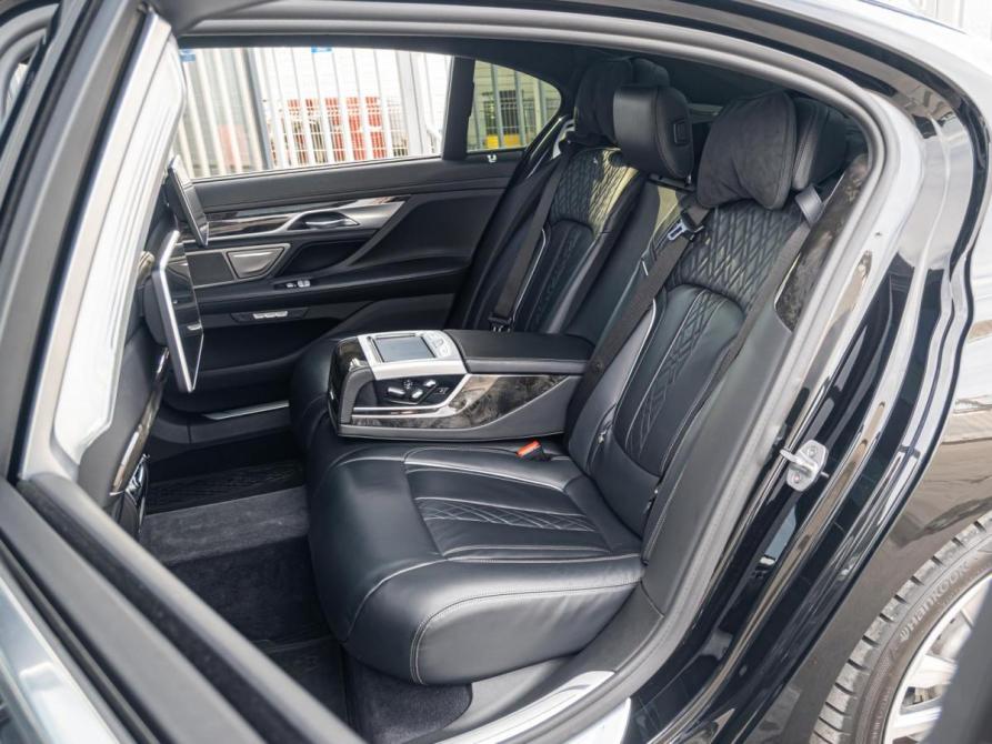 BMW 7 серии VI (G11/G12) Краснодар  - изображение 9
