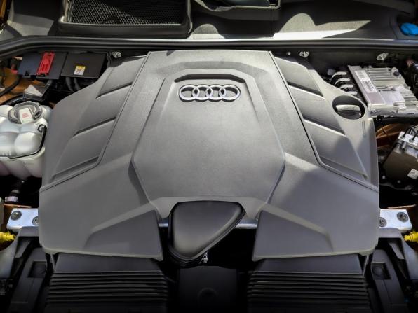 Audi Q8 I (4M) с пробегом 2019 года, цена 6 360 000 рублей, 71709 км, внедорожник, Автокод Объявления