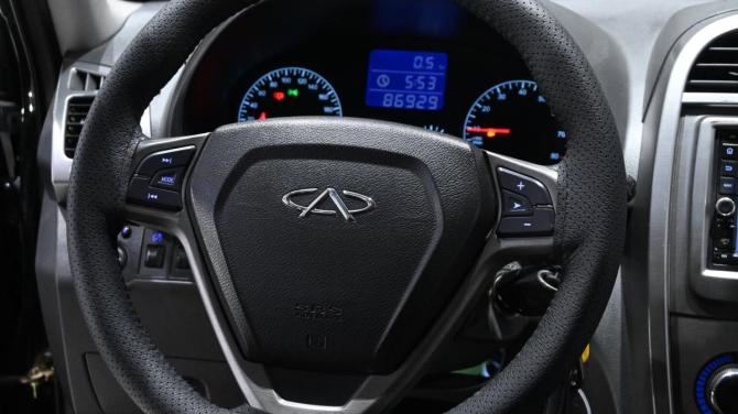 Chery Tiggo (T11) I Рестайлинг (FL) с пробегом 2015 года, цена 570 000 рублей, 87000 км, внедорожник, Автокод Объявления