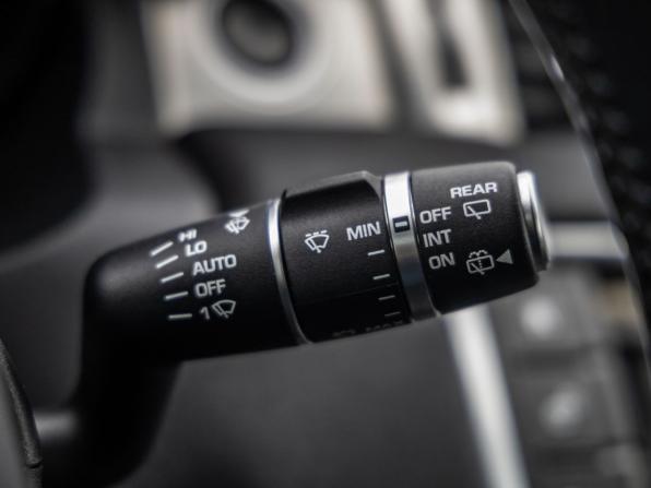 Land Rover Range Rover Evoque I Рестайлинг с пробегом 2015 года, цена 2 398 000 рублей, 177081 км, внедорожник, Автокод Объявления