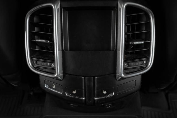 Porsche Cayenne II (958) с пробегом 2012 года, цена 2 069 000 рублей, 169000 км, внедорожник, Автокод Объявления