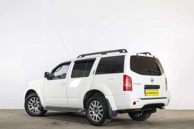 Nissan Pathfinder III Рестайлинг с пробегом 2012 года, цена 1 829 000 рублей, 361000 км, внедорожник, Автокод Объявления