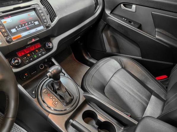 Kia Sportage III с пробегом 2012 года, цена 1 490 000 рублей, 222000 км, внедорожник, Автокод Объявления