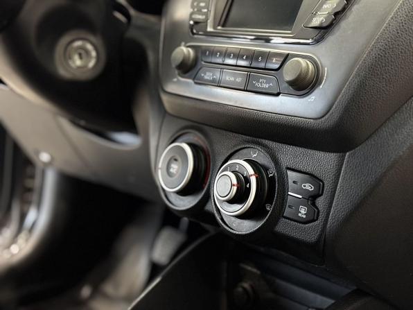 Kia Rio III с пробегом 2012 года, цена 795 000 рублей, 185000 км, седан, Автокод Объявления