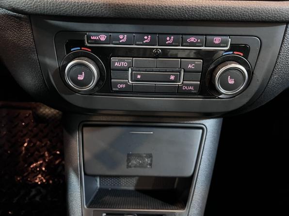 Volkswagen Tiguan I Рестайлинг с пробегом 2012 года, цена 1 271 000 рублей, 220422 км, внедорожник, Автокод Объявления