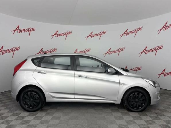Hyundai Solaris I Рестайлинг с пробегом 2014 года, цена 699 000 рублей, 215554 км, хэтчбек, Автокод Объявления