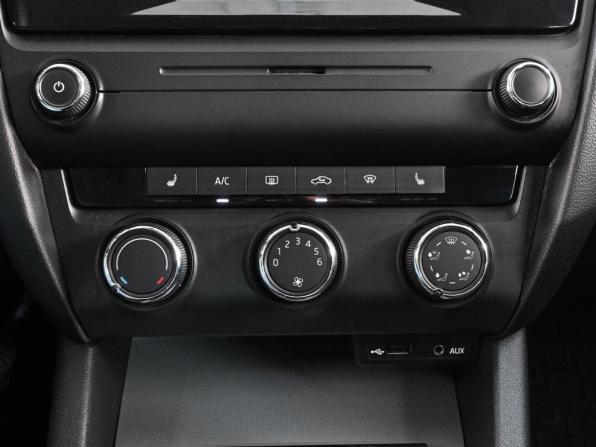 Skoda Octavia III (A7) с пробегом 2014 года, цена 949 000 рублей, 220529 км, лифтбек, Автокод Объявления
