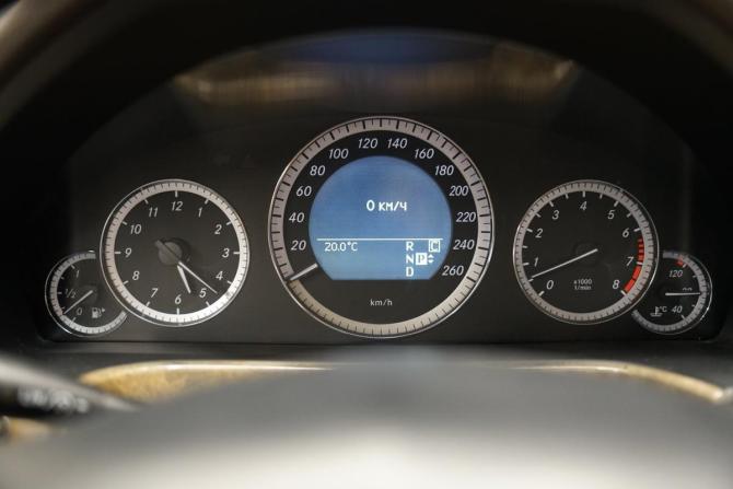 Mercedes-Benz E-Класс IV (W212 S212 C207) с пробегом 2009 года, цена 1 650 000 рублей, 278122 км, седан, Автокод Объявления