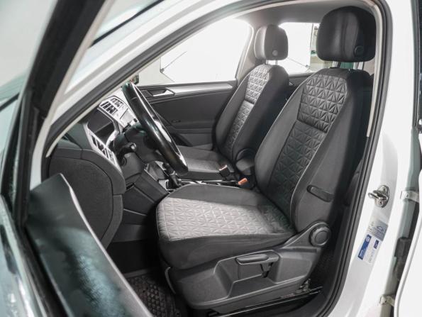 Volkswagen Tiguan II Рестайлинг с пробегом 2021 года, цена 2 349 000 рублей, 120593 км, внедорожник, Автокод Объявления