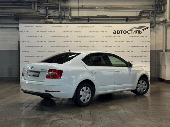 Skoda Octavia III (A7) Рестайлинг с пробегом 2018 года, цена 1 299 000 рублей, 169000 км, лифтбек, Автокод Объявления
