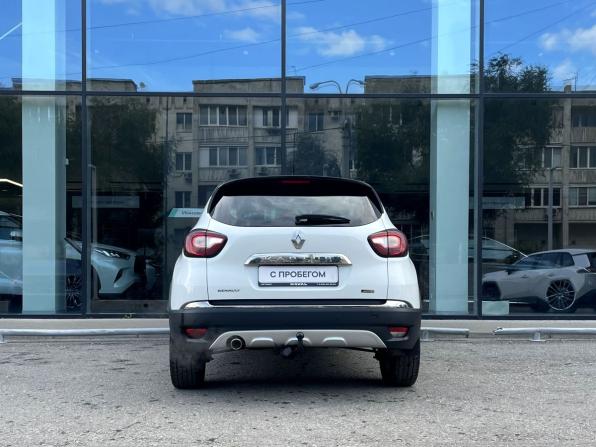 Renault Kaptur I с пробегом 2017 года, цена 1 544 000 рублей, 122112 км, внедорожник, Автокод Объявления