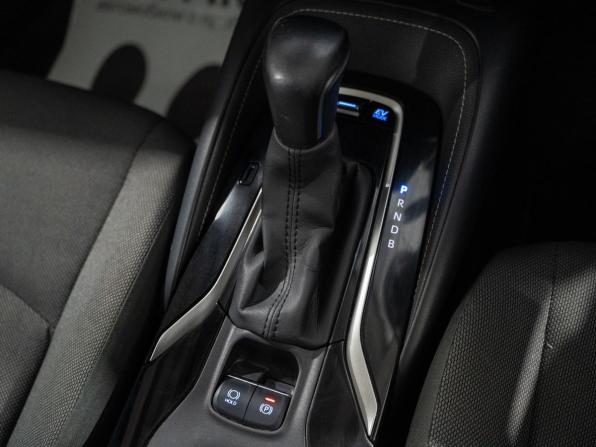 Toyota Corolla XII (E210) с пробегом 2019 года, цена 1 700 000 рублей, 84309 км, универсал, Автокод Объявления