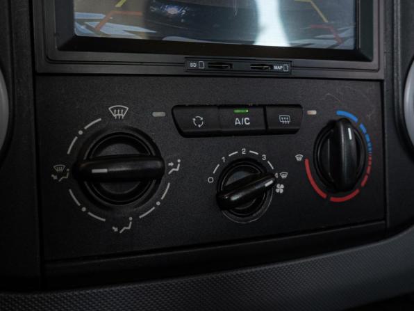 Opel Combo PCMA с пробегом 2021 года, цена 2 030 000 рублей, 151640 км, компактвэн, Автокод Объявления