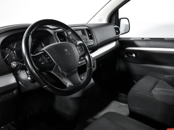 Peugeot Traveller I с пробегом 2020 года, цена 2 390 000 рублей, 157398 км, минивэн, Автокод Объявления
