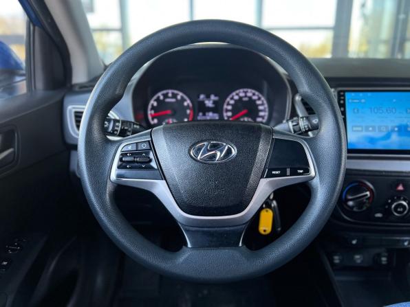 Hyundai Solaris II с пробегом 2019 года, цена 1 007 000 рублей, 115512 км, седан, Автокод Объявления