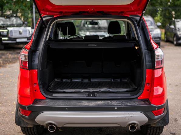 Ford Kuga II Рестайлинг с пробегом 2017 года, цена 1 430 000 рублей, 176435 км, внедорожник, Автокод Объявления