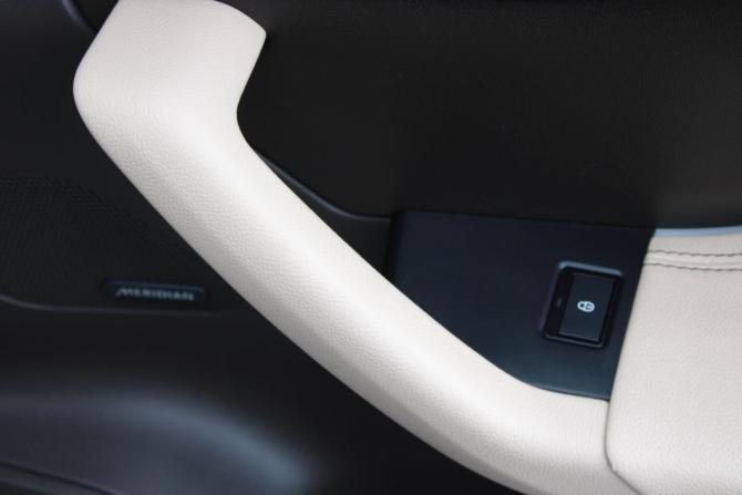 Jaguar F-Pace I с пробегом 2018 года, цена 2 899 000 рублей, 114642 км, внедорожник, Автокод Объявления