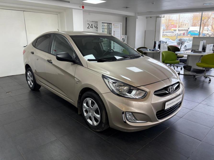 Hyundai Solaris I Киров  - изображение 3