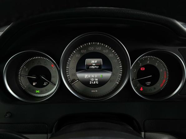 Mercedes-Benz C-Класс III (W204) Рестайлинг с пробегом 2013 года, цена 1 360 000 рублей, 175711 км, седан, Автокод Объявления