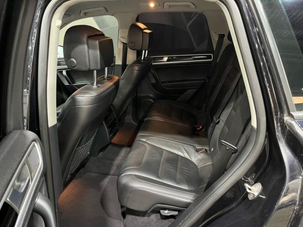 Volkswagen Touareg II с пробегом 2013 года, цена 1 880 000 рублей, 197301 км, внедорожник, Автокод Объявления